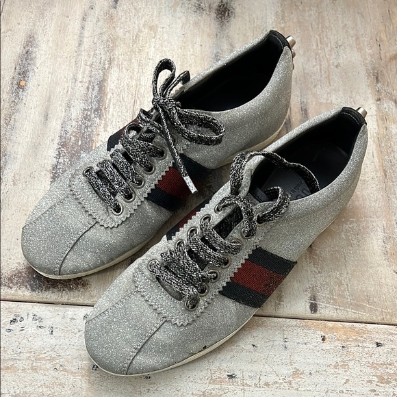100% AUTHGUCCIBAMBI GLITTER STUD SILVER SNEAKERS Womens